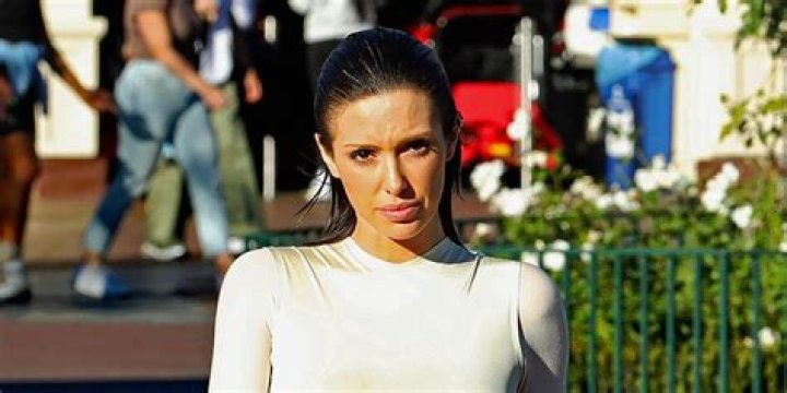 Bianca Censori: Debunking the Myth of Fake Boobs