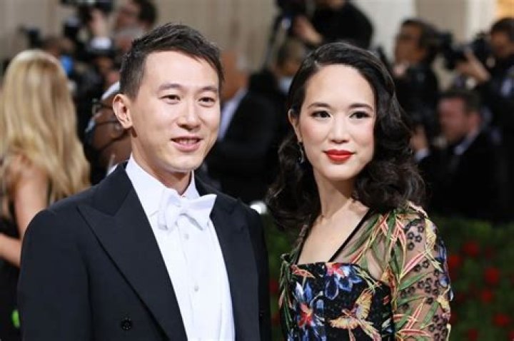 Chew Hou Zi Wife: A Comprehensive Look into Her Life and Achievements