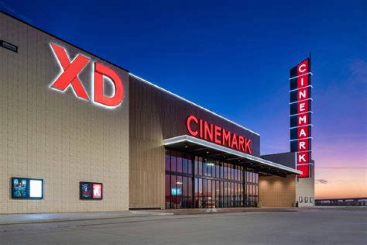Cinemark Mall Del Norte: The Ultimate Movie Experience in San Diego