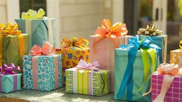 Personalized Candle Gifts: The Ultimate Guide to Creating Unique and Memorable Presents