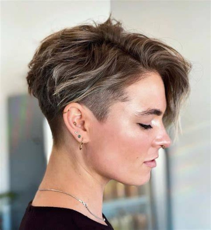 Undercut Gender Neutral Haircuts: A Stylish and Inclusive Choice